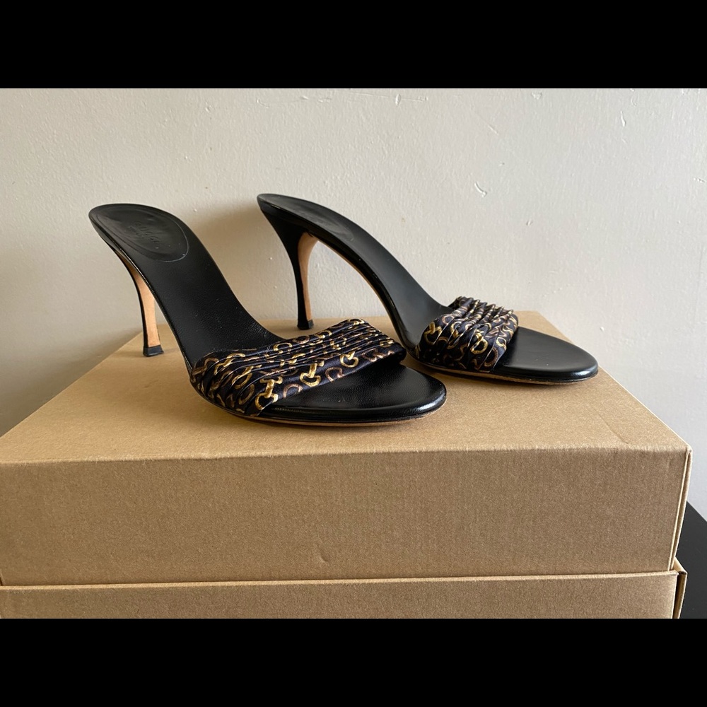 Gucci heel sandals Sz 37